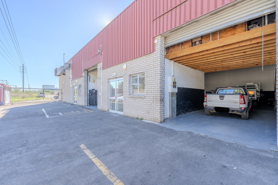 Commercial Property for Sale in Dal Josafat Western Cape